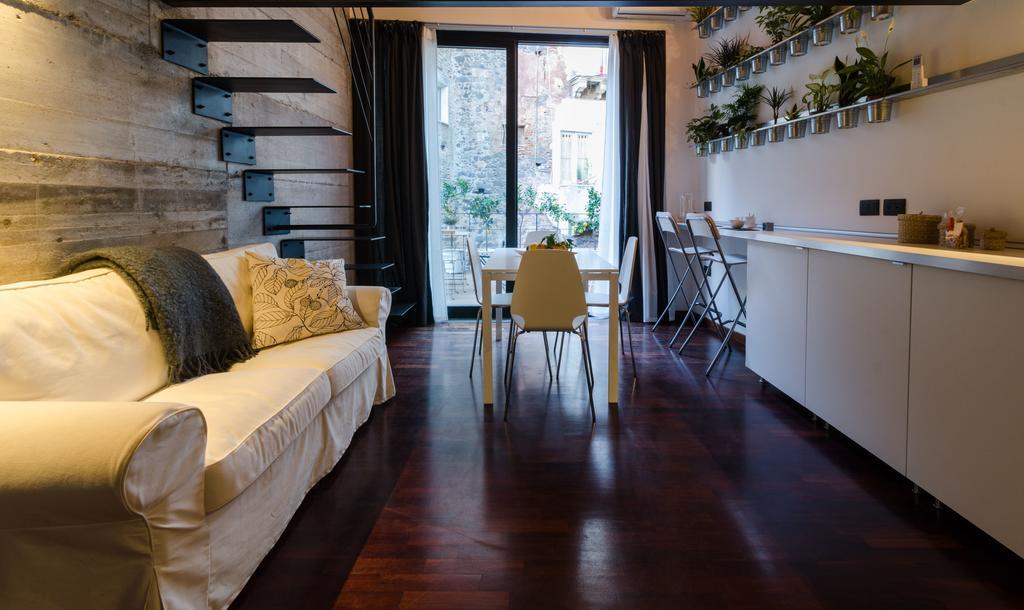 Pietranera Apartments Катанія Екстер'єр фото
