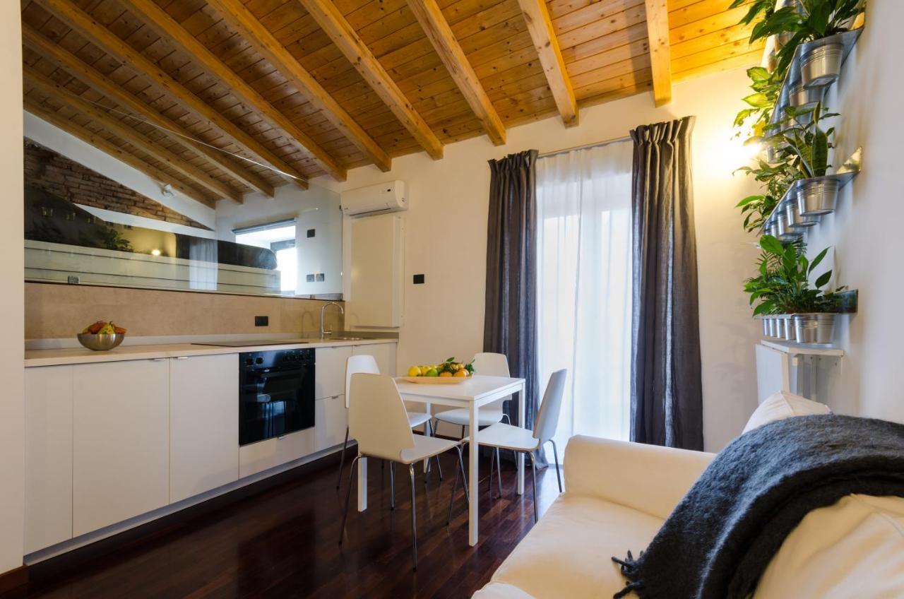 Pietranera Apartments Катанія Екстер'єр фото
